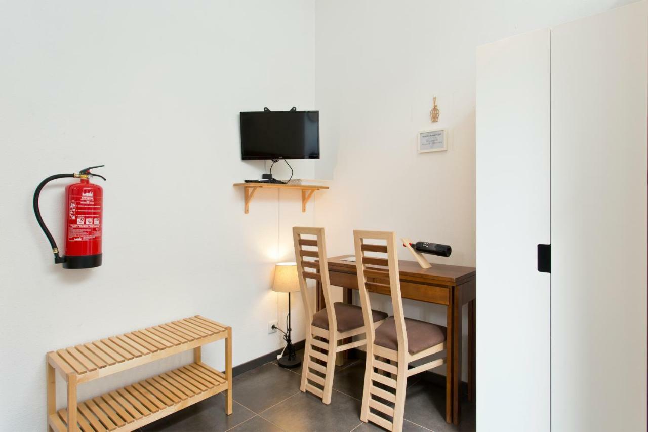 Апартаменты Host Wise - Cozy Quiet Flat - Trindade Station Порту Экстерьер фото